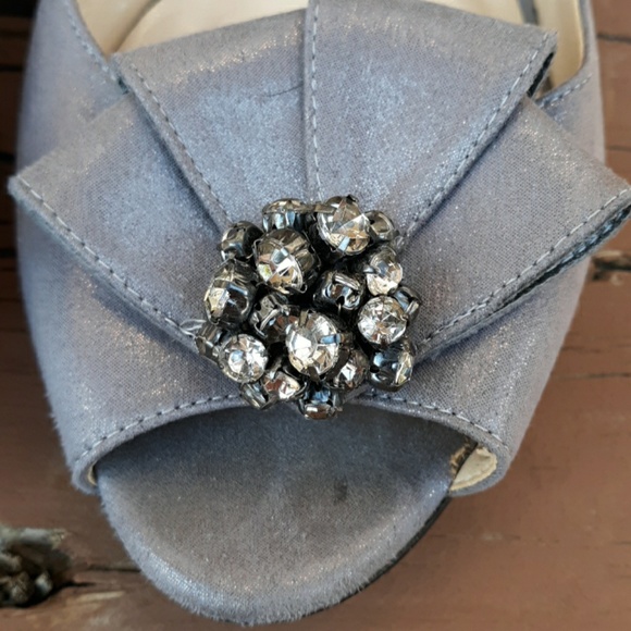 Low Heel Shoe - Picture 4 of 4